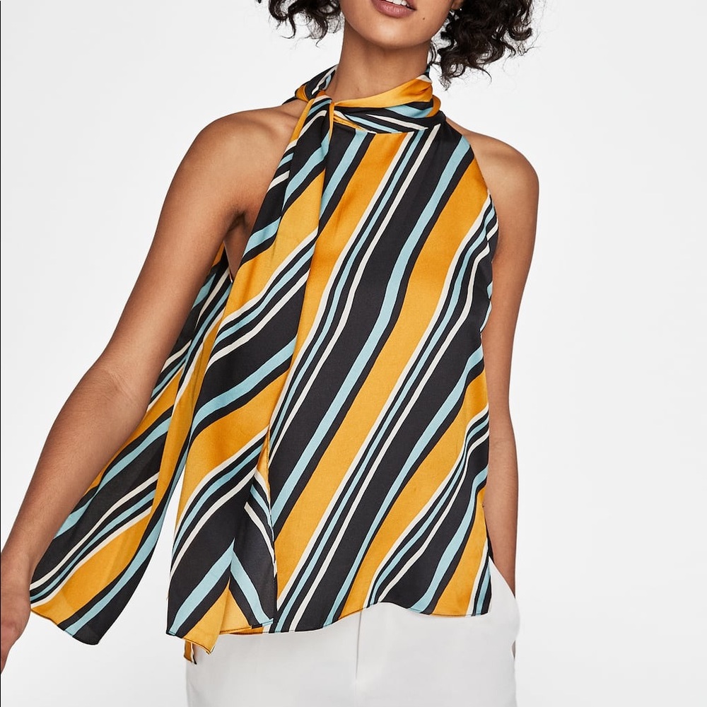 NWOT💕 Zara Striped Halter Neck Blouse